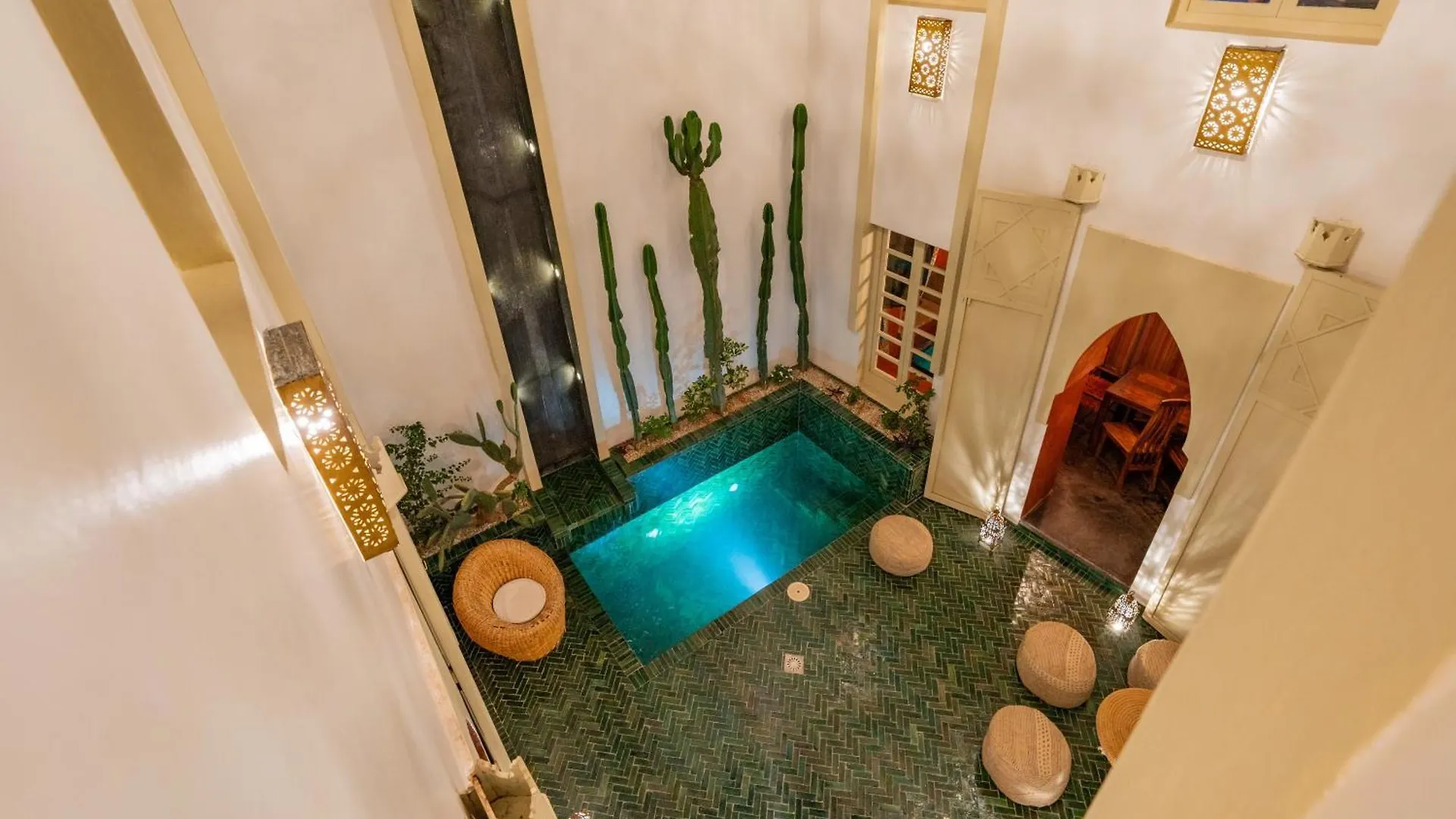 Riad Sabbar Private 4-Bedroom Riad With Heated Pool, Free Wifi & Breakfast Marrakesh