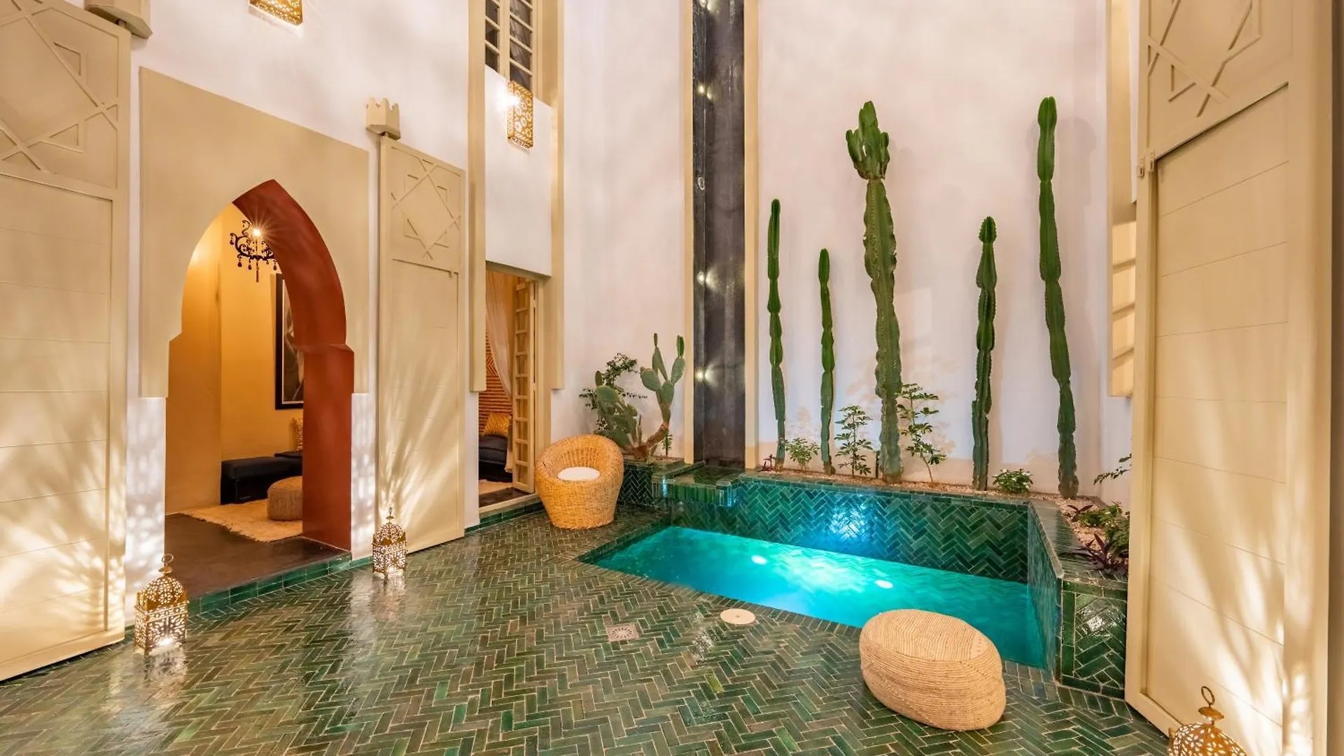 Riad Sabbar Private 4-Bedroom Riad With Heated Pool, Free Wifi & Breakfast Marrakesh