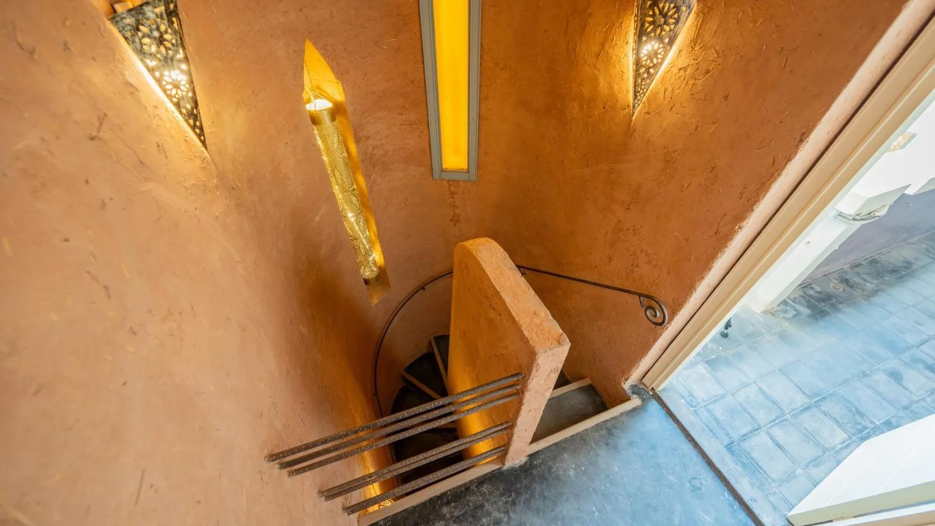 Riad Sabbar Private 4-Bedroom Riad With Heated Pool, Free Wifi & Breakfast Marrakesh