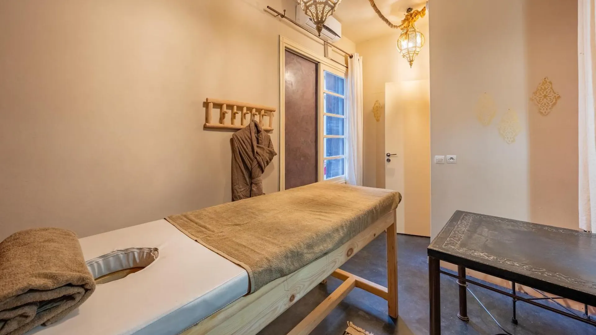 Riad Sabbar Private 4-Bedroom Riad With Heated Pool, Free Wifi & Breakfast Marrakesh Morocco