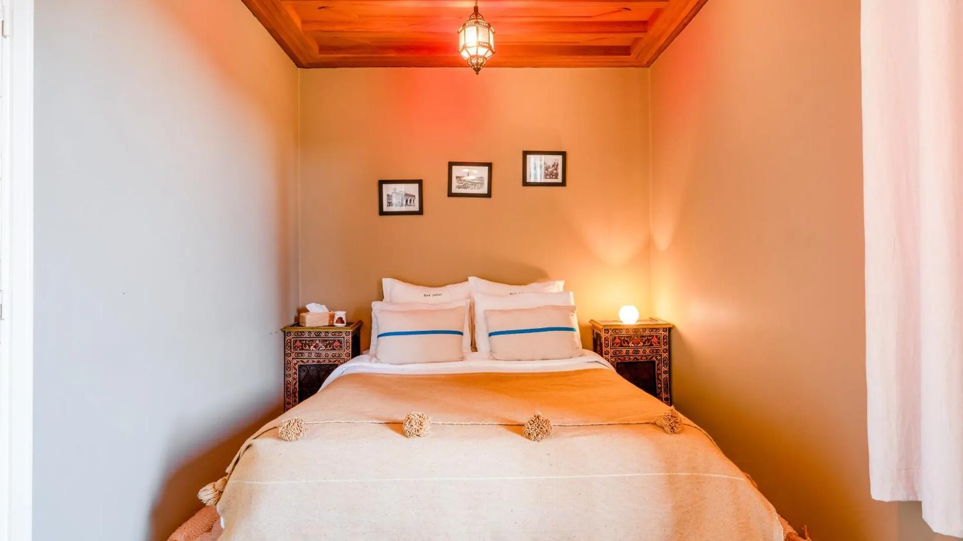 Riad Sabbar Private 4-Bedroom Riad With Heated Pool, Free Wifi & Breakfast Marrakesh