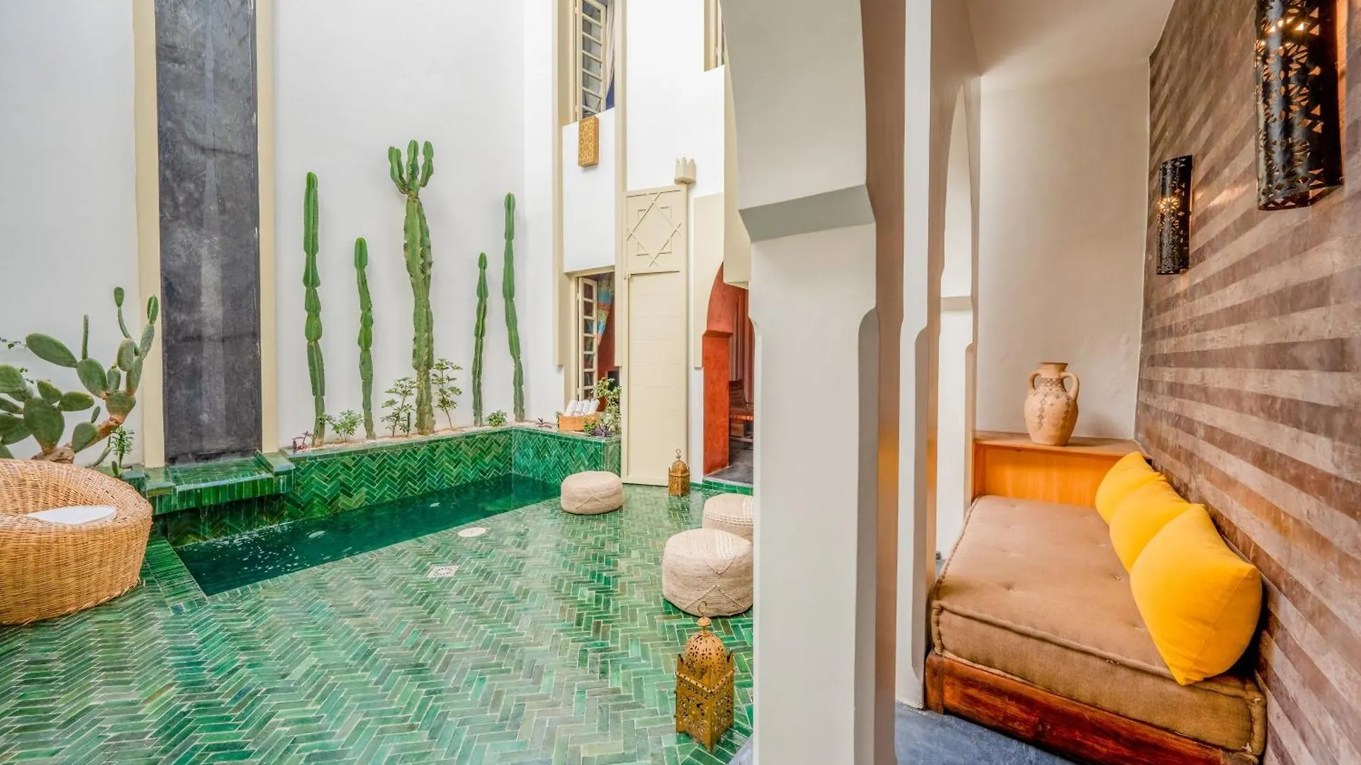 Riad Sabbar Private 4-Bedroom Riad With Heated Pool, Free Wifi & Breakfast Marrakesh 0*,