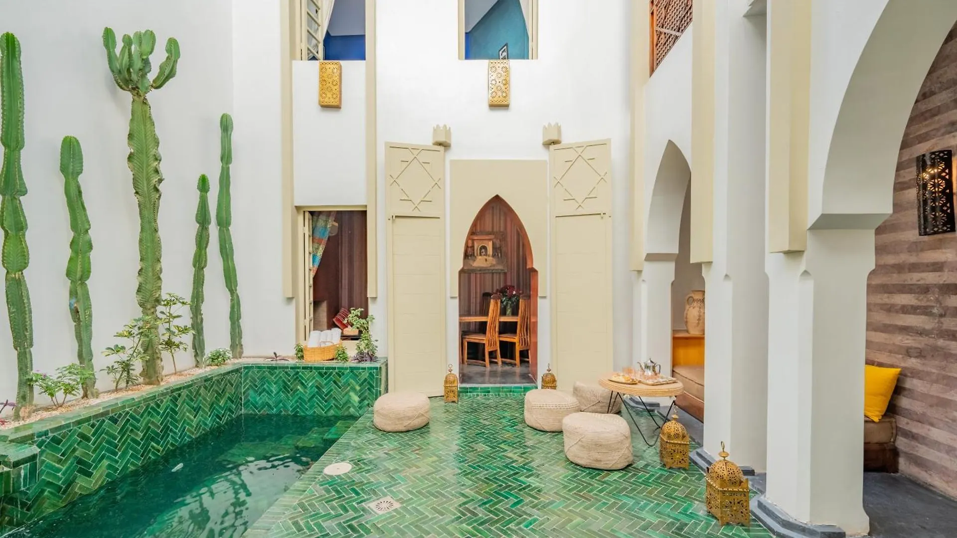 Riad Sabbar Private 4-Bedroom Riad With Heated Pool, Free Wifi & Breakfast Marrakesh